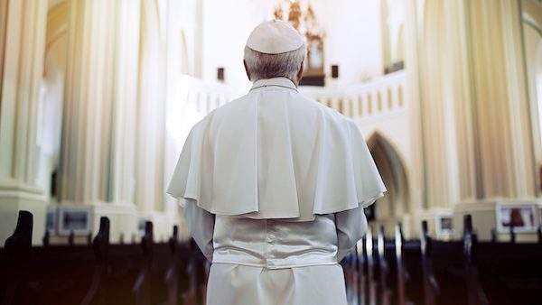 Lee más sobre el artículo Por qué el Papa no es Bíblico ni Cristiano